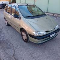 Renault Scenic 2.0 benzina 