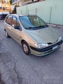 Renault Scenic 2.0 benzina 