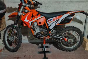 KTM 525