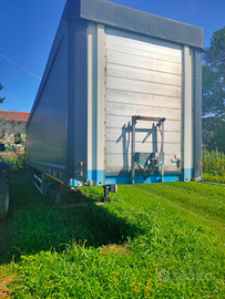 Semirimorchio centinato