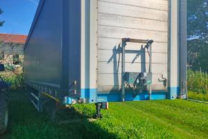 Semirimorchio centinato