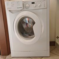 lavatrice Indesit ultra slim 