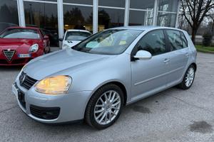 VOLKSWAGEN Golf 5 GTD DSG