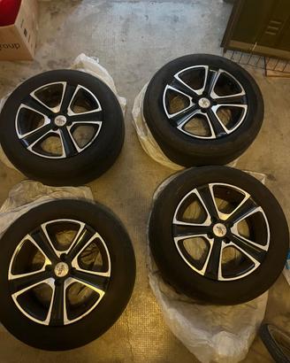 4 CERCHI IN LEGA SPATH 15” NERO/DIAMANTATI