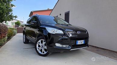 FORD KUGA 4X4  TITANIUM