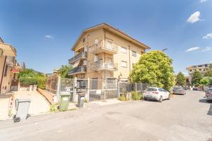 4 LOCALI A GUIDONIA MONTECELIO