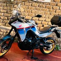 Honda transalp 750 appena tagliandato