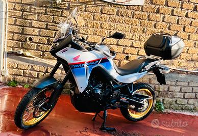 Honda transalp 750 appena tagliandato