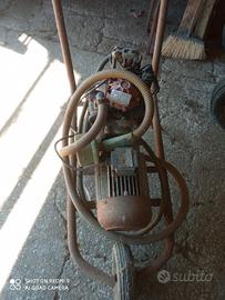 pompa elettrica trifase per trattamenti 