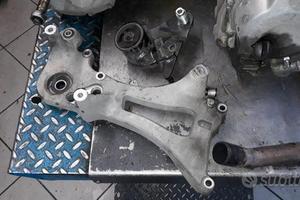 Beverly 350 14 : supporto collettore cerchio