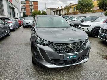 Peugeot 2008 PureTech 100 S&S Allure Pack