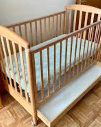 lettino con sbarre in legno Pali