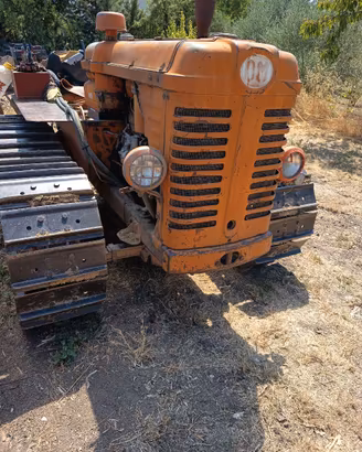 Trattore Om 45 con attrezzi
