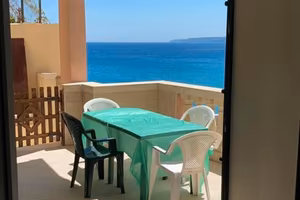 Casa grande sul mare