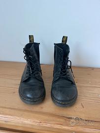 Dr. Martens 1460j scarpe