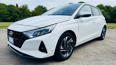 Hyundai i20 1.2 MPI 84 CV Connect Line – Exterior