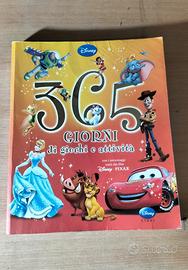 Libro 365 giorni di Giochi e Attività Disney Pixar
