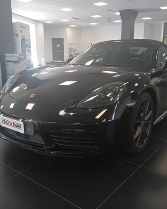 Porsche 718 Spyder Boxster 2.0
