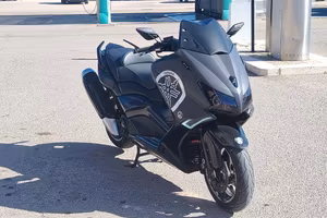 Tmax 530 allestimento 560 variatore