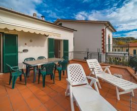 La terrazza a seccheto sul mare