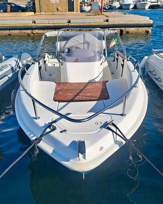Marinello 5.50 mt con Motore Mercury Pro 70/40