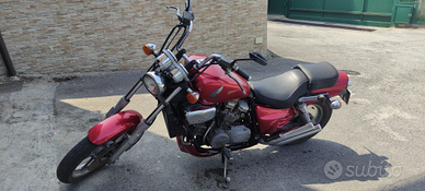 Honda VF 750 Magna