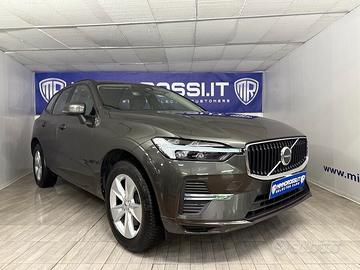 Volvo XC60 Ibrid Momentum AWD Automatica
