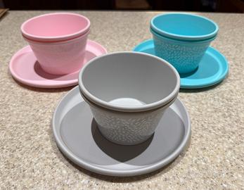 Set di ciotole e piatti in plastica Ikea (12 pz)