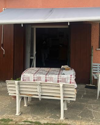 Tenda da sole a bracci