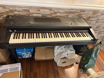 pianoforte digitale vintage della Roland