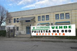 CAPANNONE A PADERNO DUGNANO