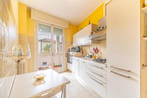 3 LOCALI A REGGIO NELL'EMILIA