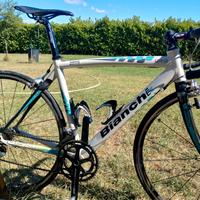 Bici da corsa Bianchi via Nirone 7 telaio M