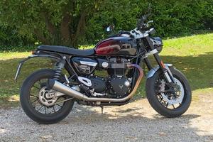 Triumph speed twin 1200 sthealth edition