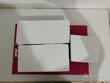 3 pezzi di polistirolo nuovi