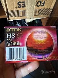 10 videocassette nuove ancora chiuse