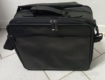 Borsa in pelle TARGUS