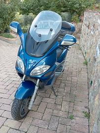 Piaggio X9 500