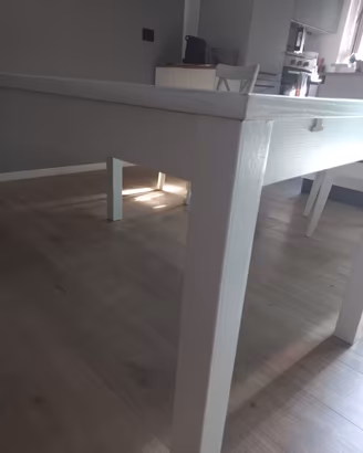 Tavolo Ikea bjursta 