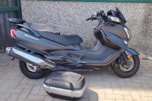 Suzuki Burgman 650