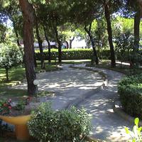 Fronte mare, trilocale ampio terrazzo e posto auto