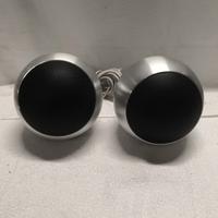 una coppia di casse anni 70 in acciaio