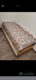 Letto singolo con materasso