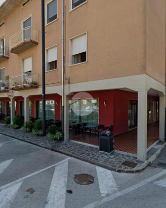 NEGOZIO A CASTEL GOFFREDO