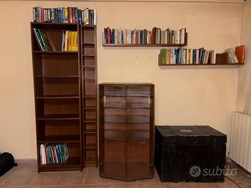 libreria + porta CD + mensole + vetrina