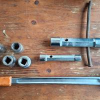 Cricca con set di boccole grandi con chiavi a tubo