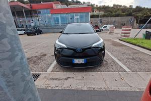 Toyota CH-R HYBRID