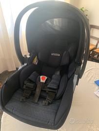 Seggiolino auto per neonato