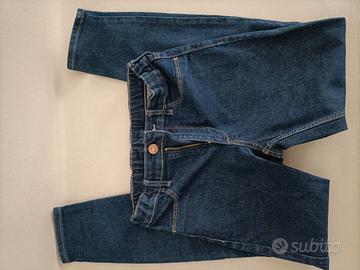 3 Pantaloni skinny bambina 9-10 anni. 