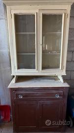 Credenza/vetrina antica